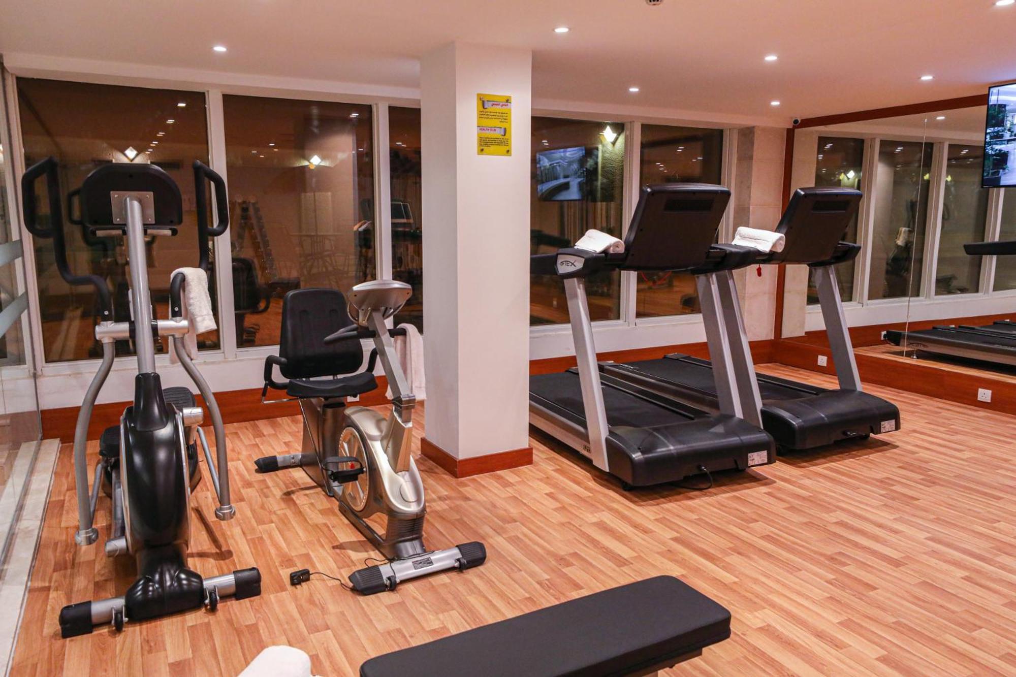 Cheerful Al Waha Unayzah Hotel Unaizah Ngoại thất bức ảnh