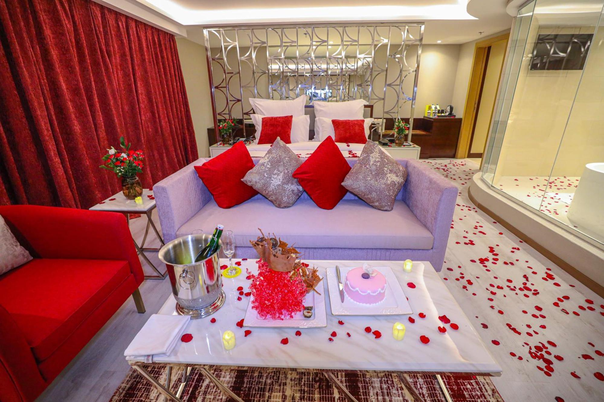 Cheerful Al Waha Unayzah Hotel Unaizah Ngoại thất bức ảnh