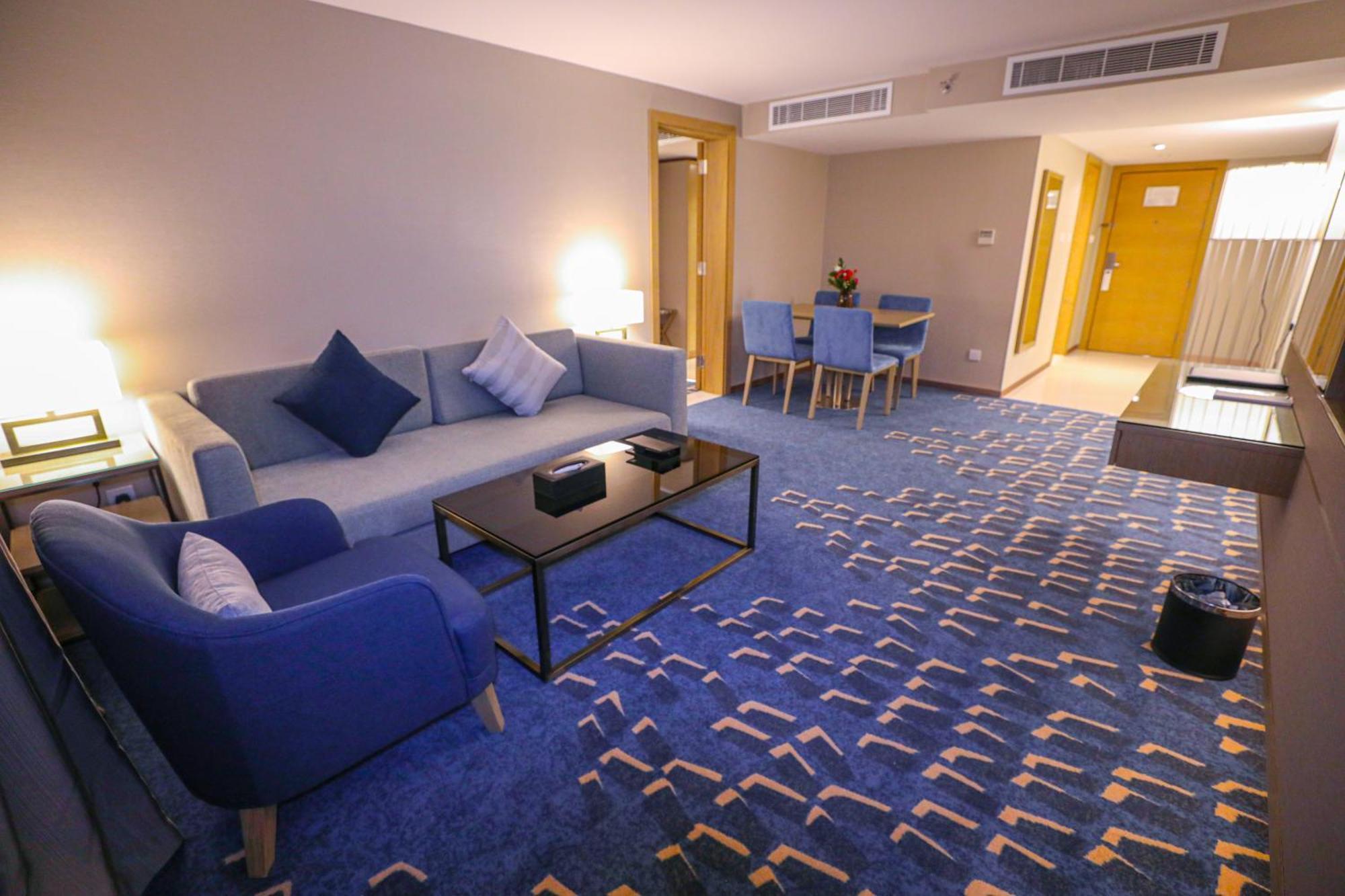 Cheerful Al Waha Unayzah Hotel Unaizah Ngoại thất bức ảnh