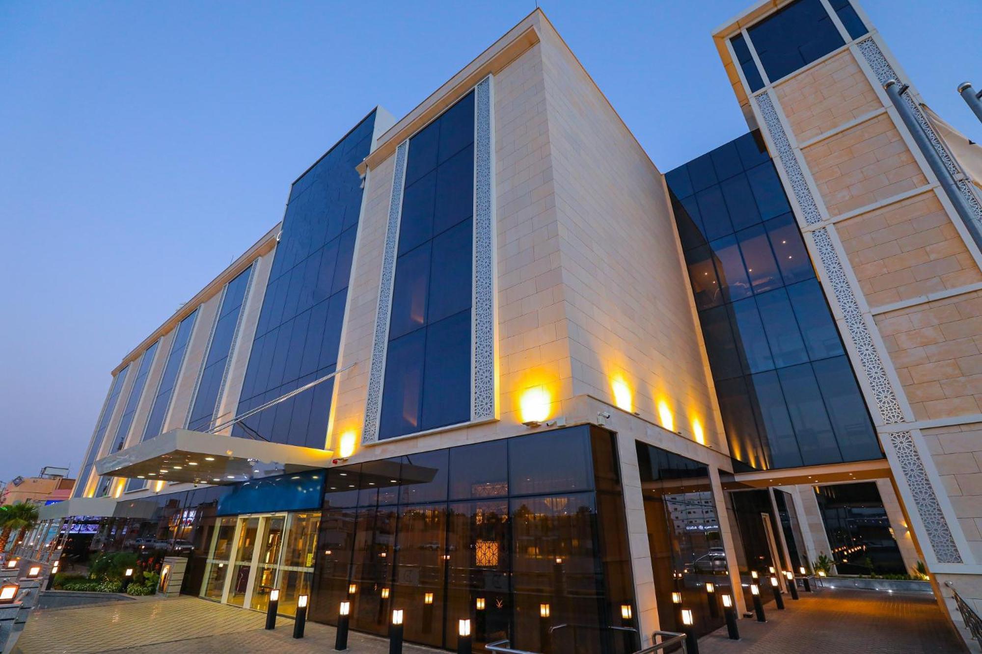 Cheerful Al Waha Unayzah Hotel Unaizah Ngoại thất bức ảnh